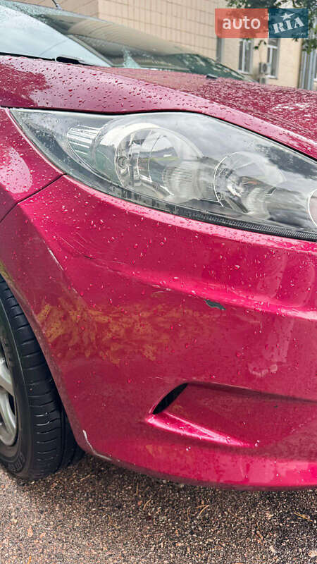 Хетчбек Ford Fiesta 2011 в Ірпені
