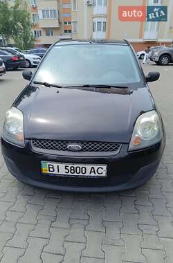 Хетчбек Ford Fiesta 2006 в Святопетрівське