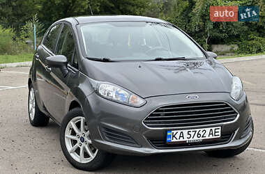 Хэтчбек Ford Fiesta 2017 в Киеве