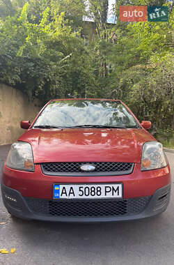 Хэтчбек Ford Fiesta 2006 в Киеве