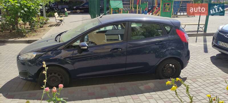 Хэтчбек Ford Fiesta 2013 в Одессе