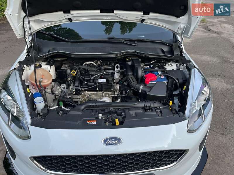 Хэтчбек Ford Fiesta 2018 в Киеве