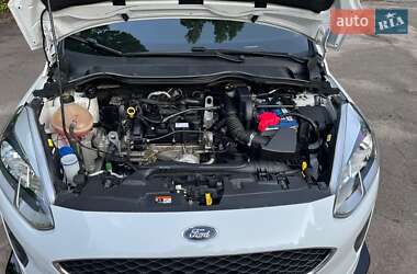 Хэтчбек Ford Fiesta 2018 в 