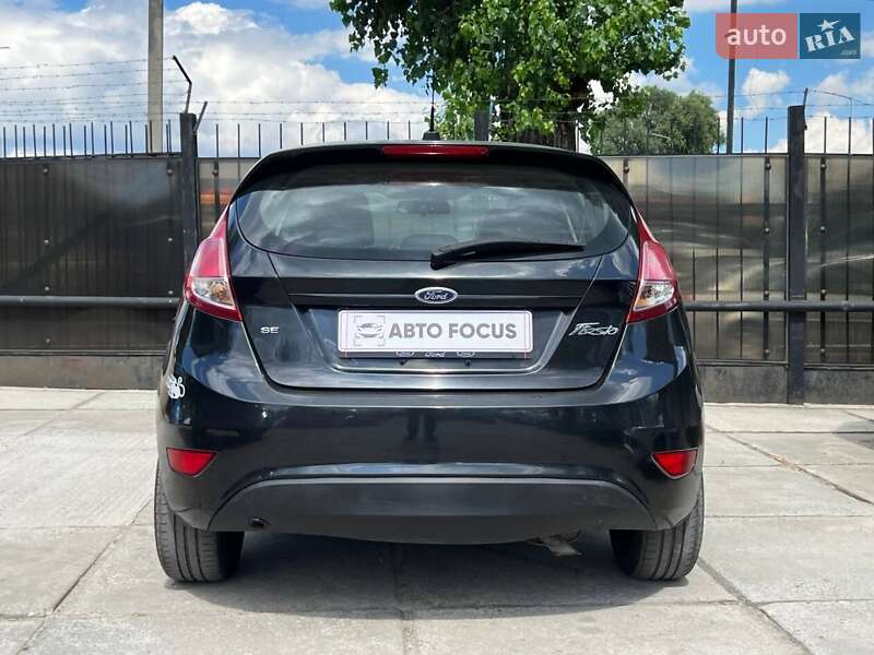 Хэтчбек Ford Fiesta 2014 в Киеве