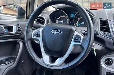 Хэтчбек Ford Fiesta 2014 в 