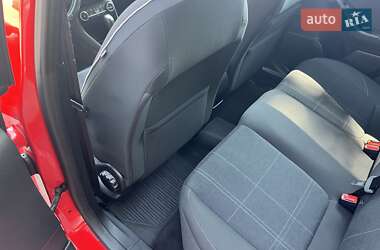 Хэтчбек Ford Fiesta 2017 в 