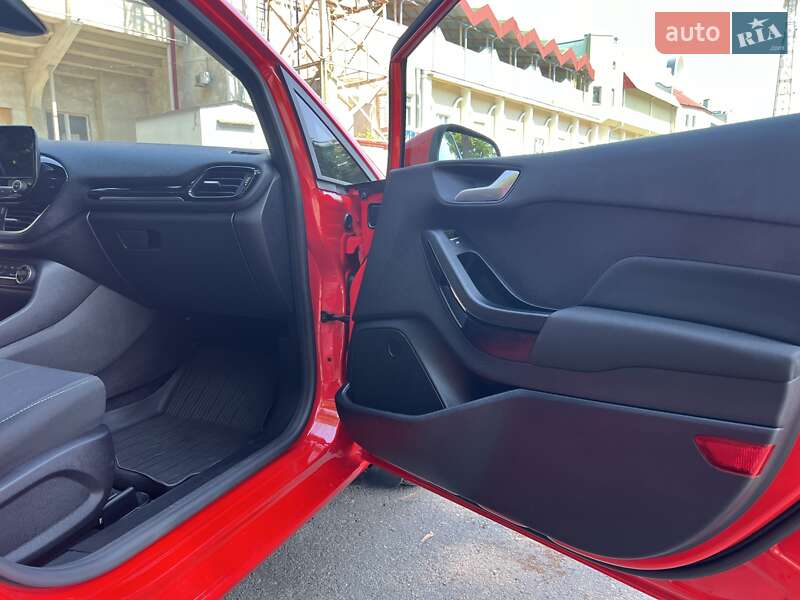 Хэтчбек Ford Fiesta 2017 в Тернополе фото 54 Хэтчбек Ford Fiesta 2017 в Тернополе