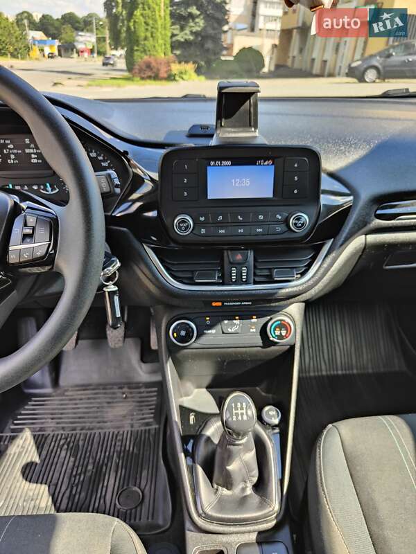 Хэтчбек Ford Fiesta 2018 в Хмельницком