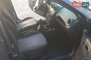 Хэтчбек Ford Fiesta 2008 в 