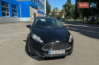 Седан Ford Fiesta 2016 в Киеве