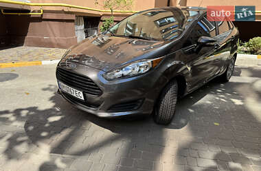 Седан Ford Fiesta 2014 в Киеве