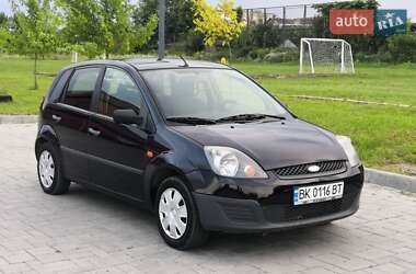 Хетчбек Ford Fiesta 2007 в Здолбуніві