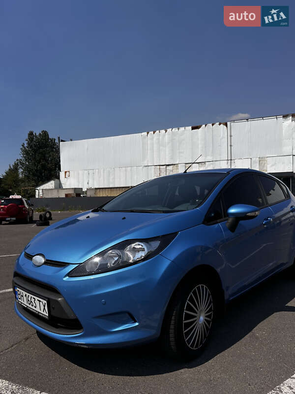 Хэтчбек Ford Fiesta 2010 в Одессе