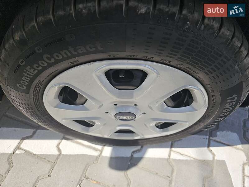 Хэтчбек Ford Fiesta 2008 в Виннице