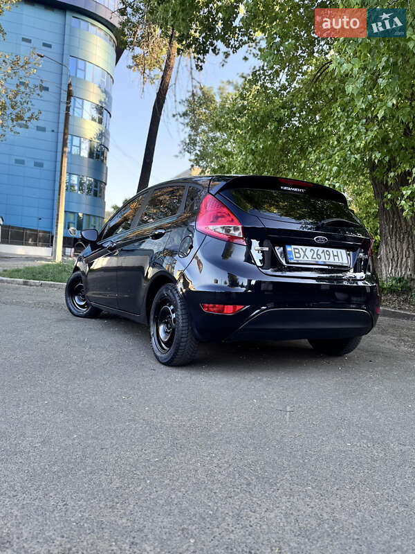 Хэтчбек Ford Fiesta 2012 в Киеве