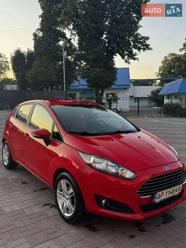 Хэтчбек Ford Fiesta 2015 в Запорожье