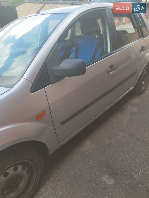 Хэтчбек Ford Fiesta 2006 в Киеве