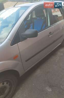 Хэтчбек Ford Fiesta 2006 в 