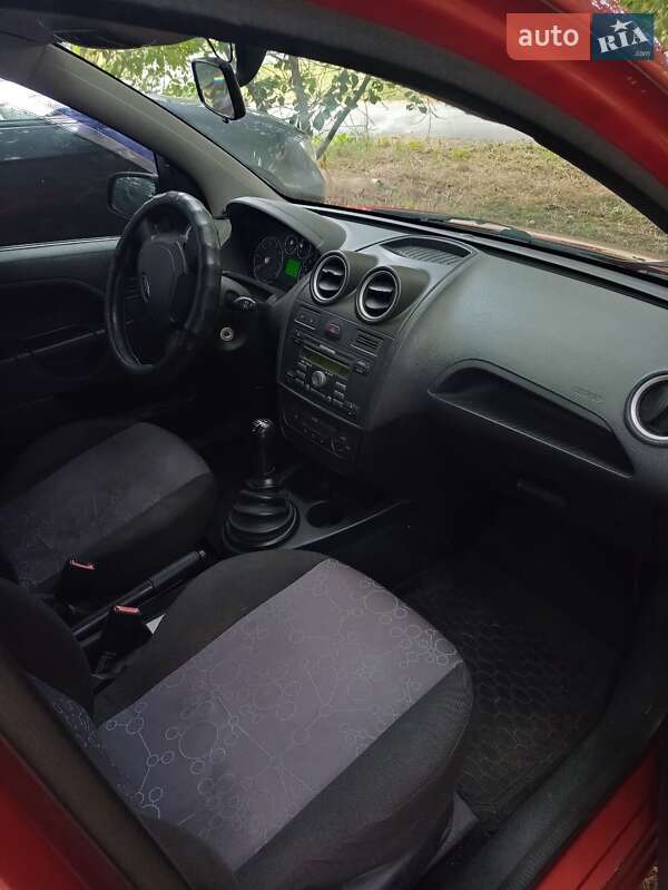 Хэтчбек Ford Fiesta 2007 в Запорожье