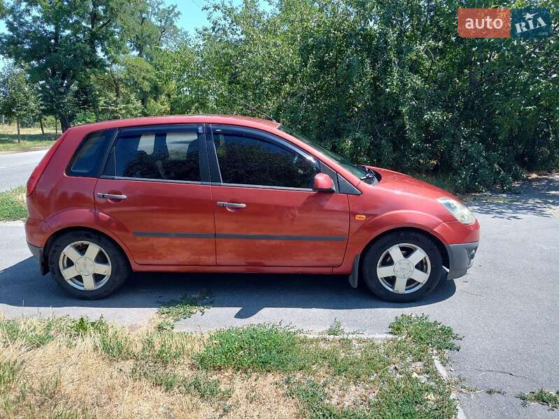 Хэтчбек Ford Fiesta 2007 в Запорожье