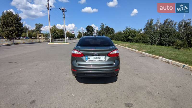 Седан Ford Fiesta 2018 в Буче