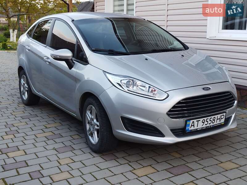 Седан Ford Fiesta 2017 в Ивано-Франковске