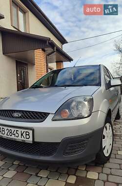 Хетчбек Ford Fiesta 2006 в Вінниці