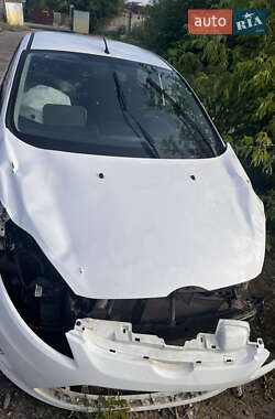 Хэтчбек Ford Fiesta 2011 в 