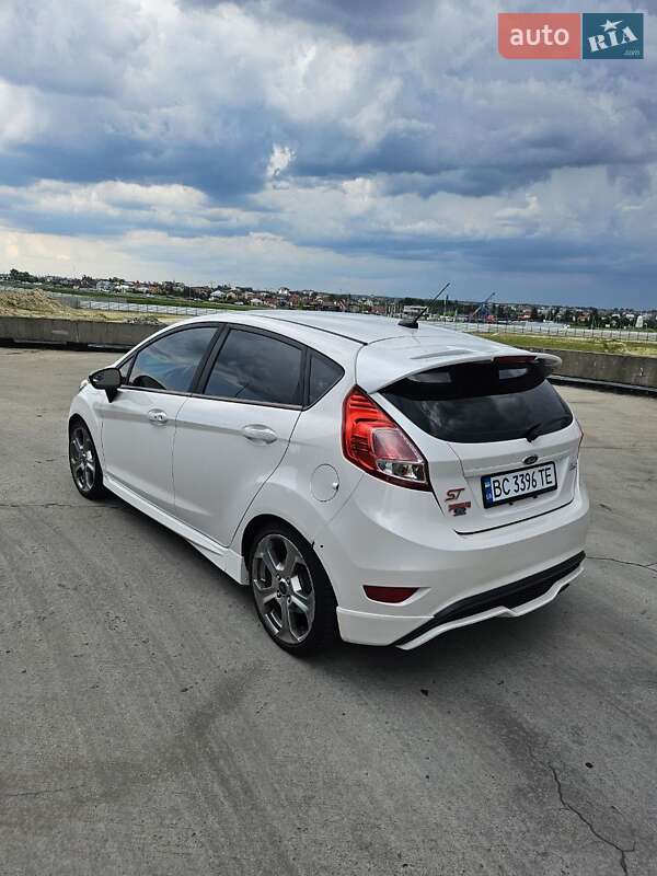 Хэтчбек Ford Fiesta 2016 в Львове фото 10 Хэтчбек Ford Fiesta 2016 в Львове