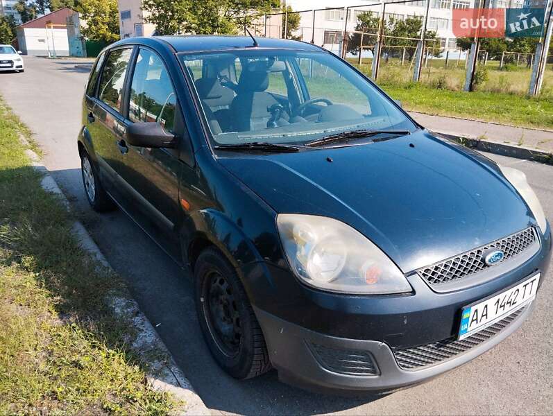 Хэтчбек Ford Fiesta 2007 в Киеве