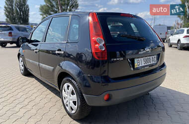 Хэтчбек Ford Fiesta 2006 в 