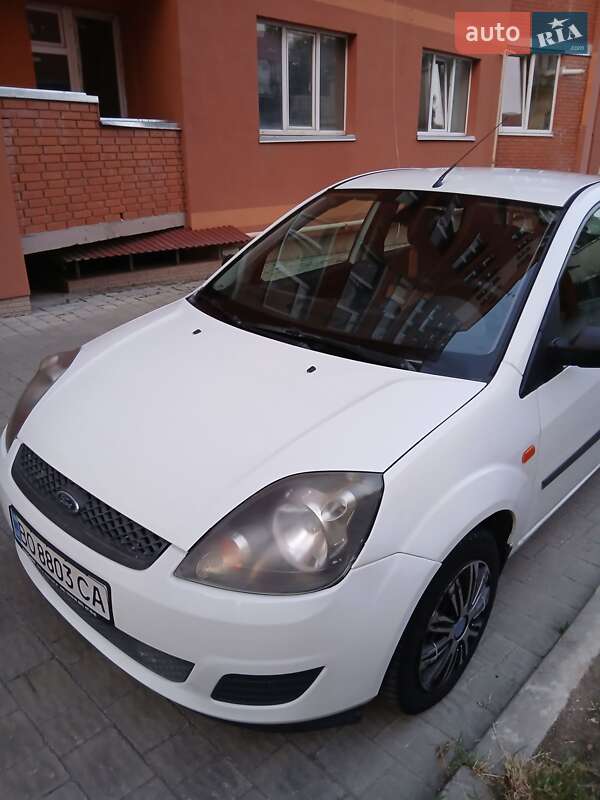 Хэтчбек Ford Fiesta 2006 в Тернополе