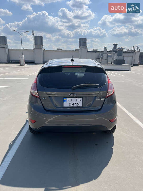 Хэтчбек Ford Fiesta 2018 в Киеве
