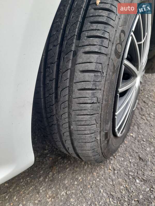 Хэтчбек Ford Fiesta 2010 в Литине
