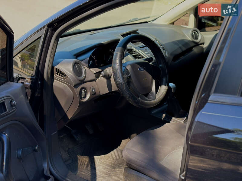 Седан Ford Fiesta 2014 в Одессе