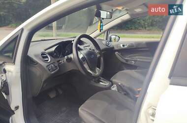 Хэтчбек Ford Fiesta 2014 в 