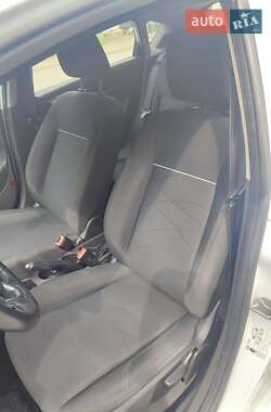 Хэтчбек Ford Fiesta 2014 в 