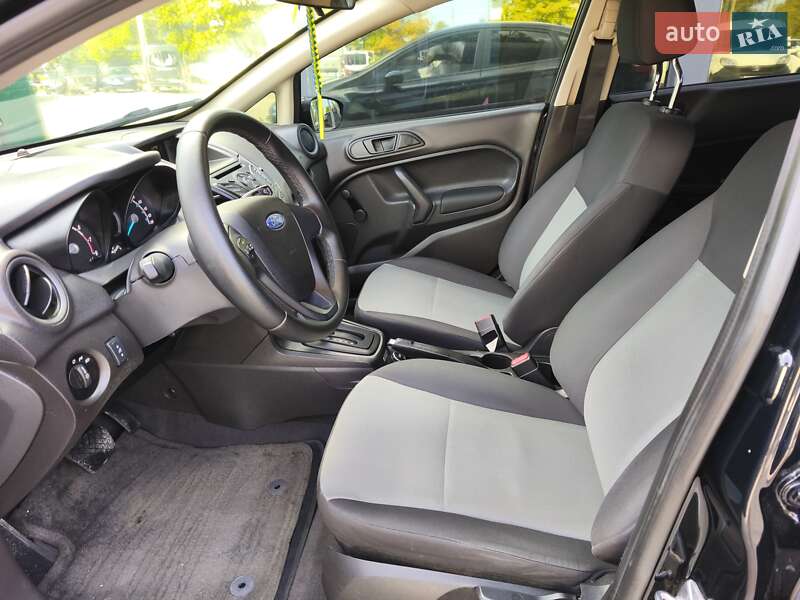 Седан Ford Fiesta 2018 в Днепре