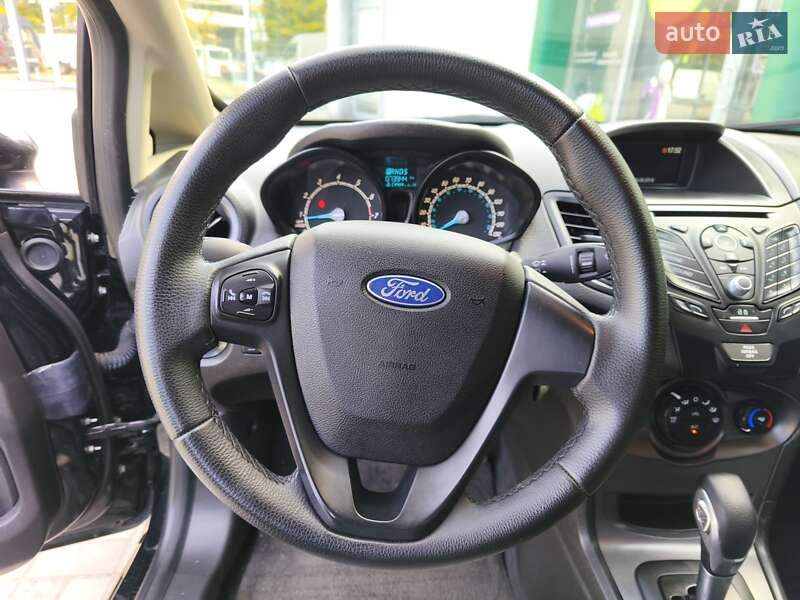 Седан Ford Fiesta 2018 в Днепре