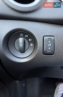 Седан Ford Fiesta 2014 в 