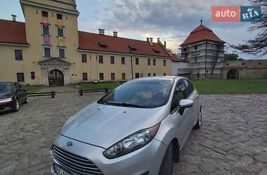Хэтчбек Ford Fiesta 2017 в 
