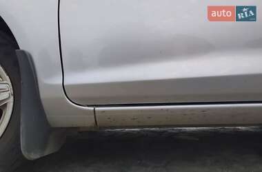 Хэтчбек Ford Fiesta 2017 в 