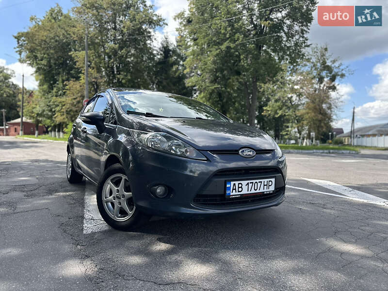 Хэтчбек Ford Fiesta 2011 в Виннице