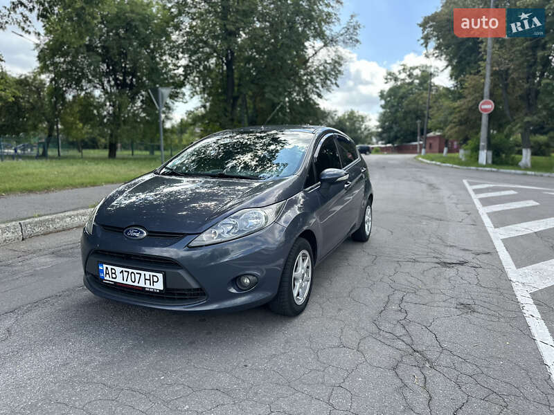 Хэтчбек Ford Fiesta 2011 в Виннице