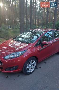Хетчбек Ford Fiesta 2016 в Черкасах