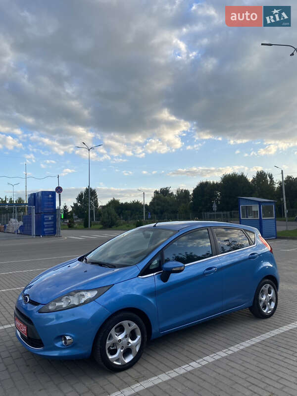 Хэтчбек Ford Fiesta 2009 в Дубно фото 4 Хэтчбек Ford Fiesta 2009 в Дубно