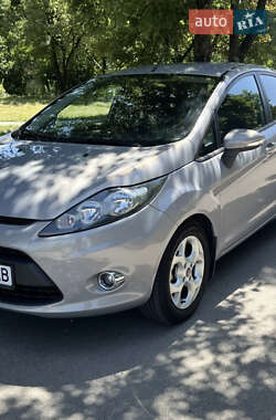 Седан Ford Fiesta 2012 в Запоріжжі