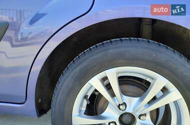 Хэтчбек Ford Fiesta 2006 в 