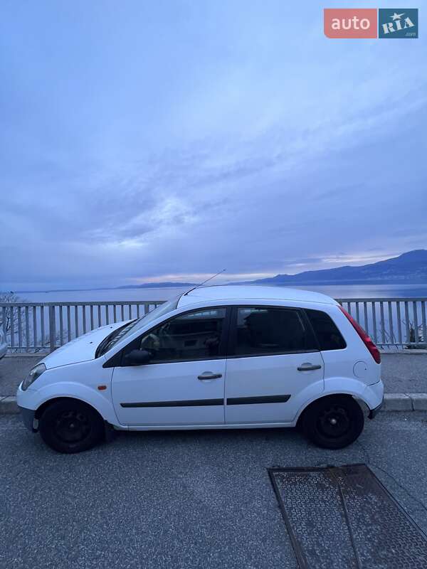Хэтчбек Ford Fiesta 2007 в Одессе