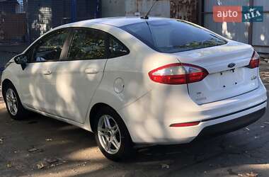 Седан Ford Fiesta 2018 в Николаеве